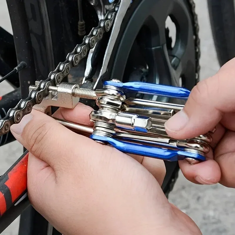 Compact Bike Multitool for Trail Adjustments - Image 4